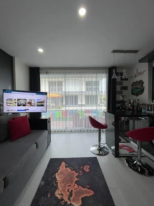 Holiday home Tema Pool Venezia So Close To Restaurants And Beach Aksu